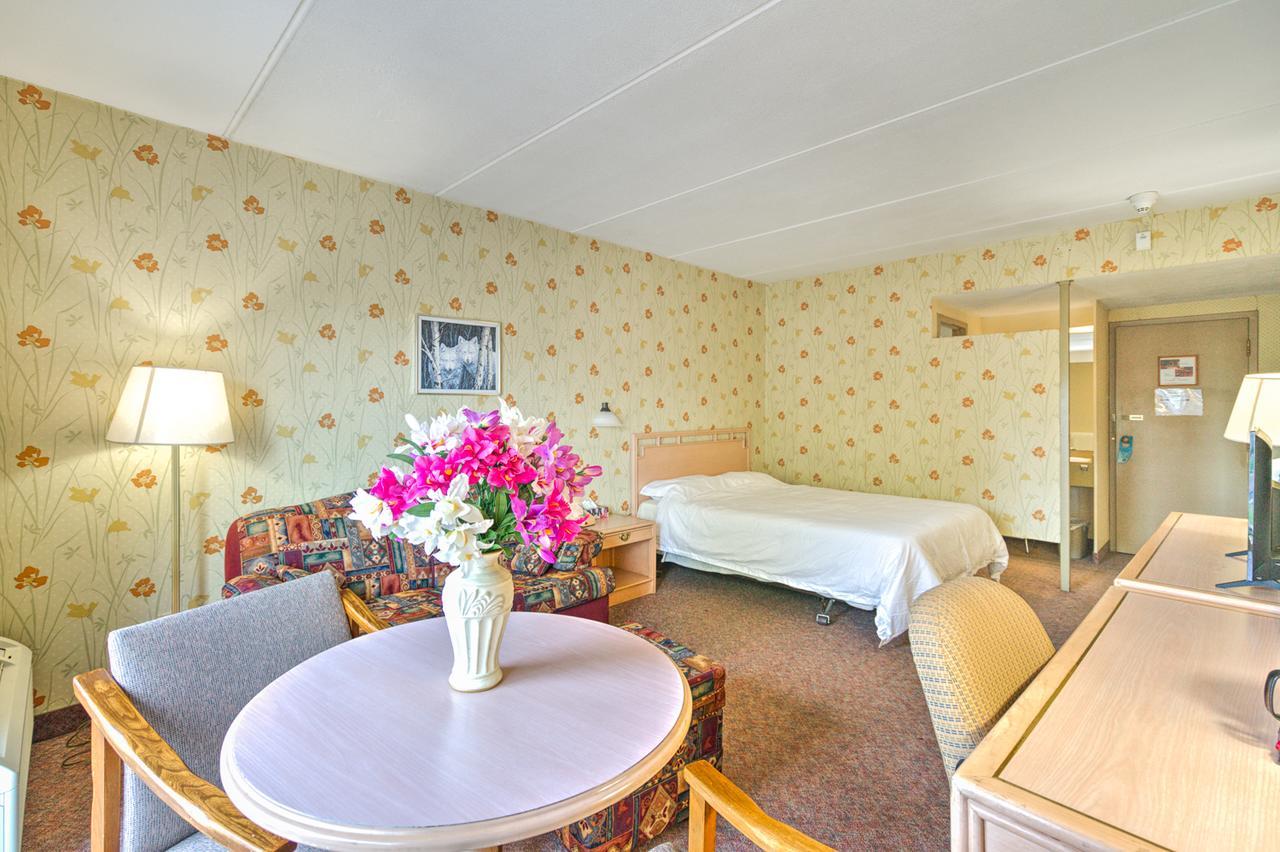Hotel Motel Penn-Mass Trois-Rivières Εξωτερικό φωτογραφία